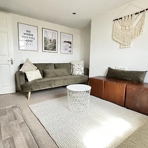 Apartment Central City Beach Pad, Brighton
